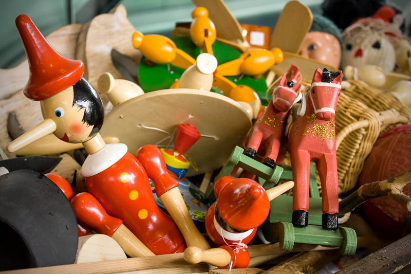 The Best Practices for Packaging and Cardboard Disposal at Home